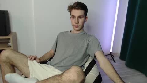 Snapshot of cute_brian chatting on November 5, 2025, 3:12 pm Im Brian online show from November 5, 2025, 3:12 pm