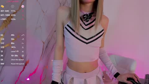 Snapshot of cute_dani1 chatting on February 7, 2025, 12:09 am          online show from February 7, 2025, 12:09 am