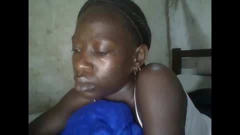 cute_doria online show from November 16, 2025, 5:24 am