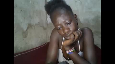 cute_doria online show from January 7, 2026, 8:06 am