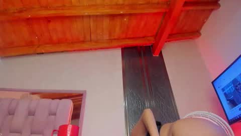 Stacy online show from November 25, 2025, 5:46 pm