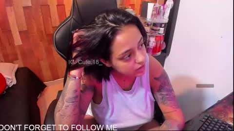    Independent Model online show from October 1, 2025, 1:00 am