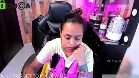 Snapshot of cute_elii chatting on April 23, 2026, 11:40 pm Independent Model online show from April 23, 2026, 11:40 pm