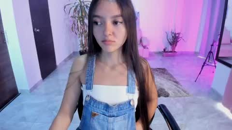 Snapshot of cute_fox_1 chatting on May 30, 2026, 2:25 pm Bella Fox online show from May 30, 2026, 2:25 pm