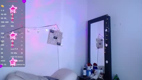 Cute horny1 online show from November 25, 2025, 2:00 am