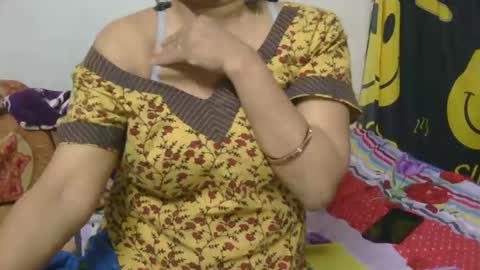 kashmira online show from November 11, 2025, 5:57 pm