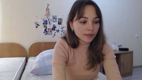 labubu D online show from December 15, 2025, 5:12 am