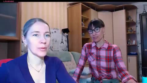 cute_lion_ online show from February 19, 2026, 11:17 am