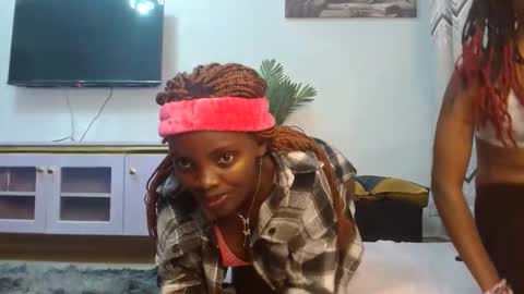 cute_lorna online show from March 21, 2026, 11:48 am