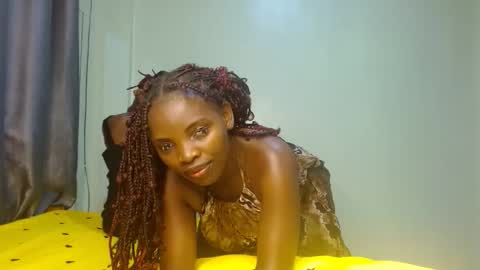 cute_lorna online show from April 16, 2026, 11:11 am