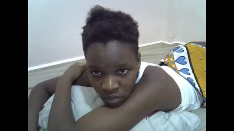 cute_marion online show from February 13, 2025, 11:04 pm