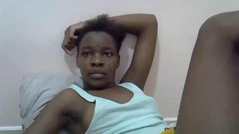 cute_marion online show from February 16, 2025, 11:48 pm