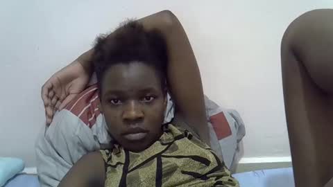 cute_marion online show from February 20, 2025, 10:59 pm