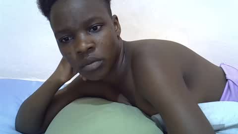 cute_marion online show from March 12, 2025, 1:51 pm