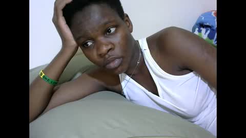 cute_marion online show from September 19, 2025, 6:04 am