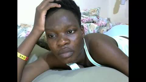 cute_marion online show from October 27, 2025, 8:29 am