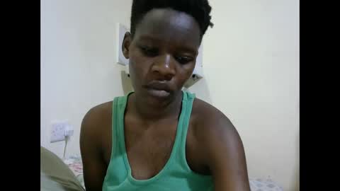 cute_marion online show from November 3, 2025, 11:15 pm