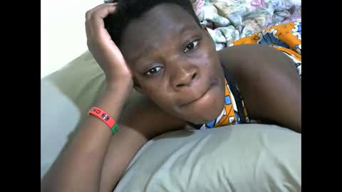 cute_marion online show from November 7, 2025, 6:52 pm