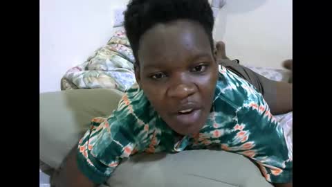 cute_marion online show from November 10, 2025, 7:02 pm