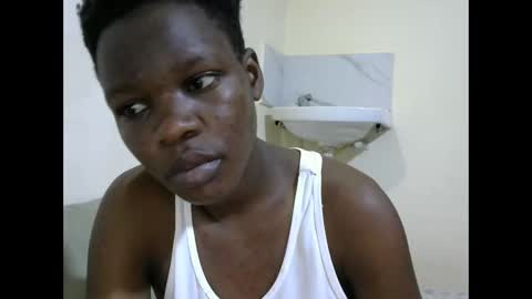 cute_marion online show from November 11, 2025, 11:43 am