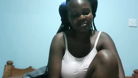 Snapshot of cute_roxie chatting on February 15, 2025, 9:15 pm cute_roxie online show from February 15, 2025, 9:15 pm