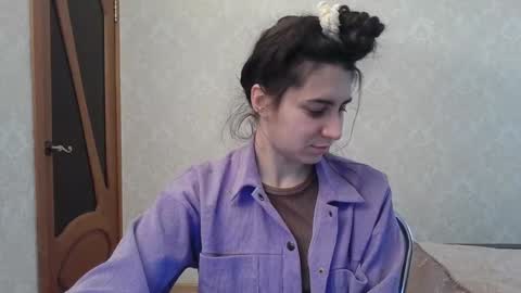 Snapshot of cute_strawberry_ chatting on December 18, 2024, 6:32 am cute_strawberry_ online show from December 18, 2024, 6:32 am