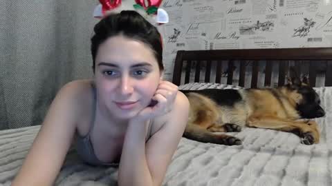 Snapshot of cute_strawberry_ chatting on December 29, 2024, 11:40 am cute_strawberry_ online show from December 29, 2024, 11:40 am