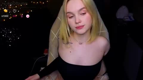 Snapshot of cute_summer_breathe chatting on October 21, 2025, 7:03 pm Sue online show from October 21, 2025, 7:03 pm