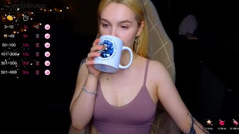 Snapshot of cute_summer_breathe chatting on October 24, 2025, 7:10 pm Sue online show from October 24, 2025, 7:10 pm