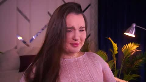 Amber online show from October 10, 2025, 11:37 pm