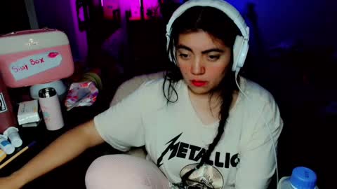 Snapshot of cuteambervi chatting on December 2, 2024, 11:18 pm Princess Amber online show from December 2, 2024, 11:18 pm