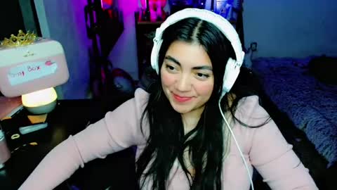 Snapshot of cuteambervi chatting on January 27, 2025, 10:38 pm Princess Amber online show from January 27, 2025, 10:38 pm