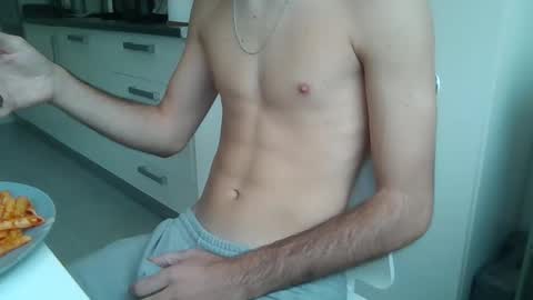 Snapshot of cuteanonguy chatting on October 19, 2025, 12:50 pm cuteanonguy online show from October 19, 2025, 12:50 pm