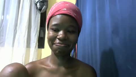 Snapshot of cutebrownie1998 chatting on March 7, 2025, 6:54 pm VALLARY online show from March 7, 2025, 6:54 pm