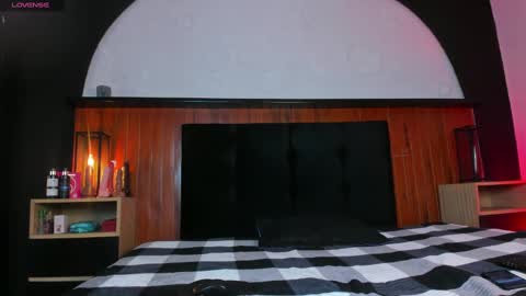 cutebutharder online show from September 21, 2025, 12:51 pm