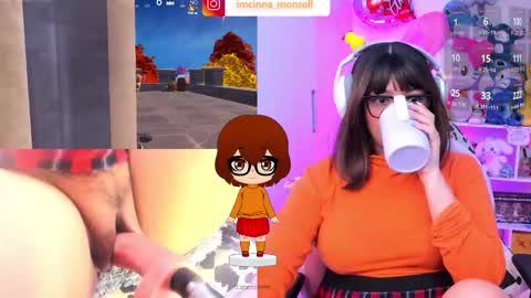 Cinna independent model online show from November 16, 2025, 7:19 pm