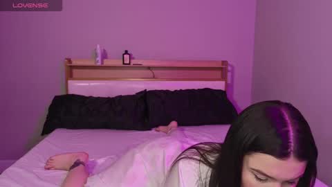 Snapshot of cutecouplereal chatting on April 12, 2026, 10:48 pm Cute Couple Real online show from April 12, 2026, 10:48 pm