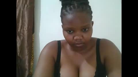 Snapshot of cuteebony2 chatting on October 22, 2025, 2:06 pm Sheila online show from October 22, 2025, 2:06 pm