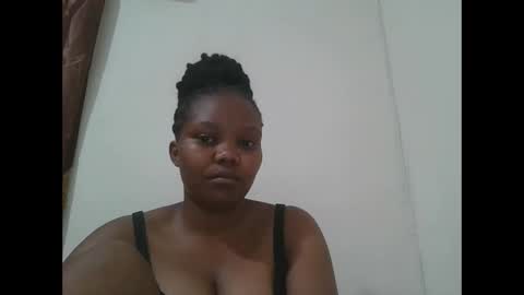 Snapshot of cuteebony2 chatting on October 27, 2025, 5:22 am Sheila online show from October 27, 2025, 5:22 am