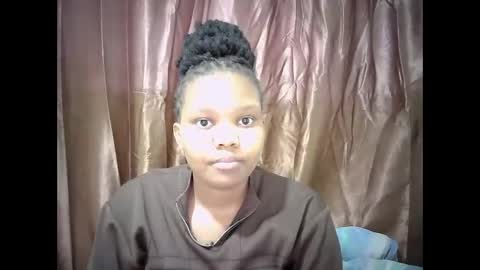 Snapshot of cuteebony2 chatting on November 4, 2025, 10:03 am Sheila online show from November 4, 2025, 10:03 am