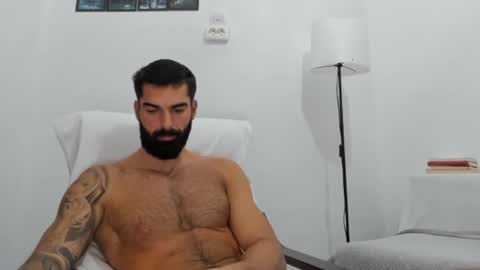 cuteeboy online show from October 4, 2025, 6:00 am