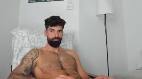 cuteeboy online show from May 23, 2026, 7:02 am