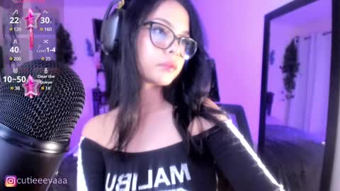 Snapshot of cuteeeva18 chatting on February 28, 2025, 3:59 am Eva online show from February 28, 2025, 3:59 am
