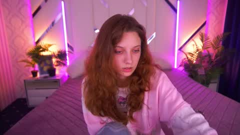 Foxy online show from November 27, 2025, 2:41 pm