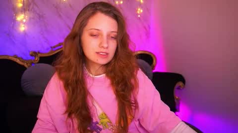 Foxy online show from February 7, 2026, 2:43 pm