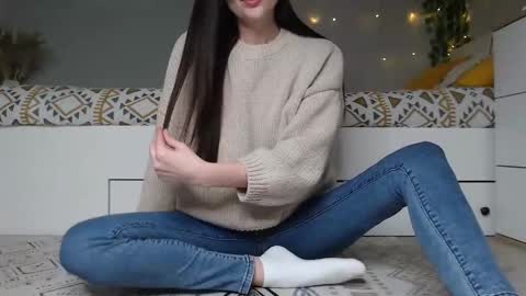 Anna online show from November 28, 2025, 11:13 am