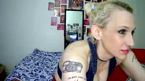 Bella online show from March 25, 2026, 4:51 am