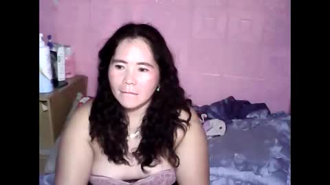 cutehornymom online show from October 5, 2025, 12:14 pm
