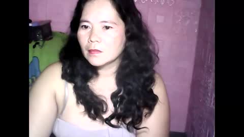 cutehornymom online show from November 10, 2025, 6:23 am