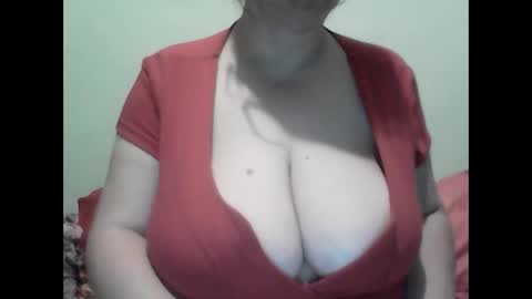 Snapshot of cutejessytom chatting on December 13, 2024, 3:38 am Jessy online show from December 13, 2024, 3:38 am